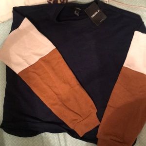 Blue/tan/cream oversized crop crew neck